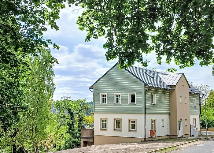 V Kapradi-1 By Interhome